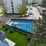 Appartamento Albere Modern - Old Town, King Bed & Balcony *