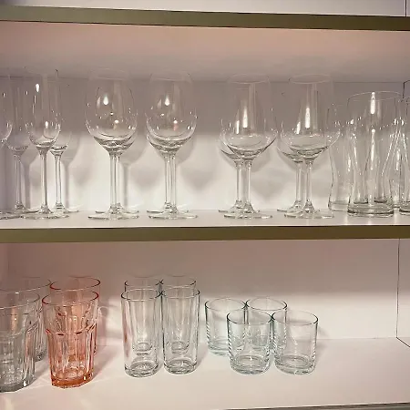 Apartment Albere Modern - Old Town, King Bed & Balcony