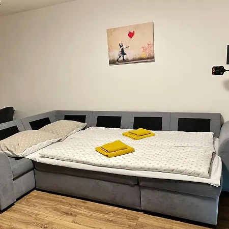 Apartmán Albere Modern - Old Town, King Bed & Balcony Košice