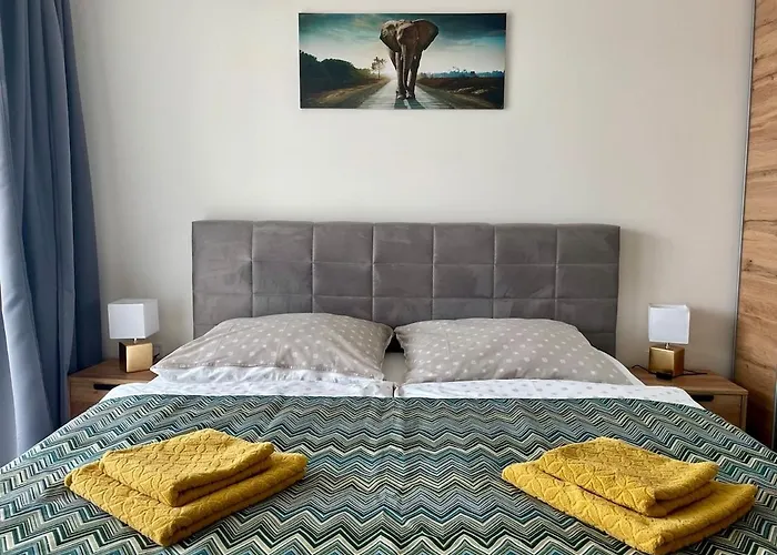 Apartment Albere Modern - Old Town, King Bed & Balcony Kosice