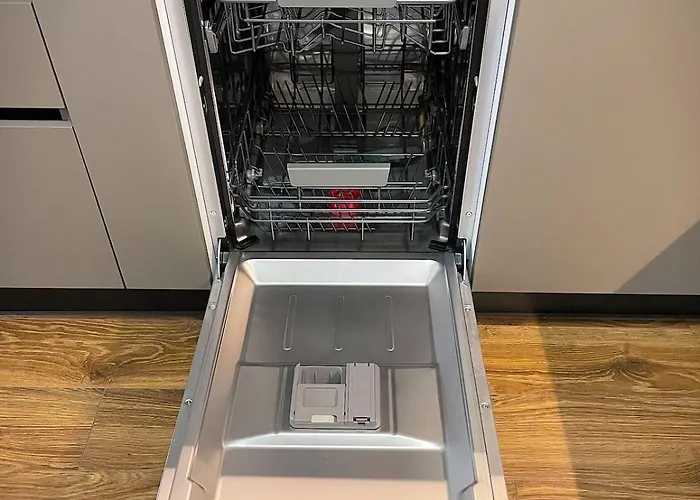 Albere Modern - Old Town, King Bed & Balcony Appartamento Košice