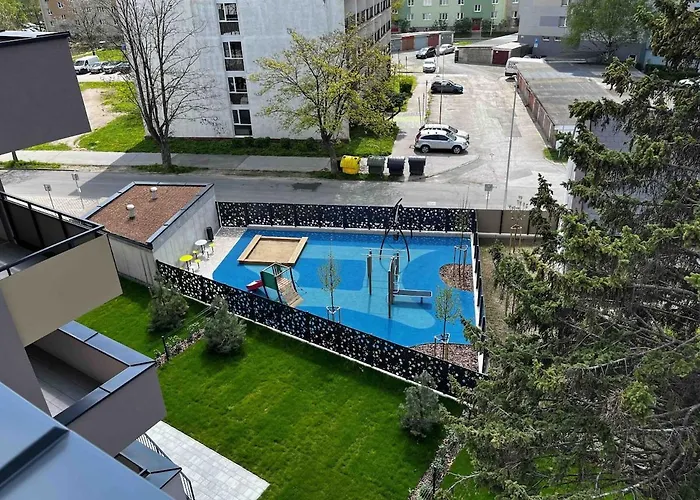 Apartment Albere Modern - Old Town, King Bed & Balcony *